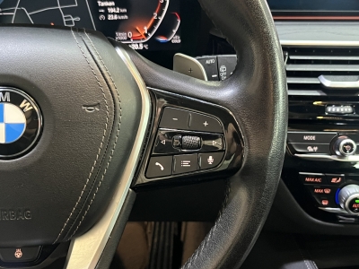 BMW 530 i*LuxuryLine*LaserLED*R-Cam*Leder*LiveCockp*