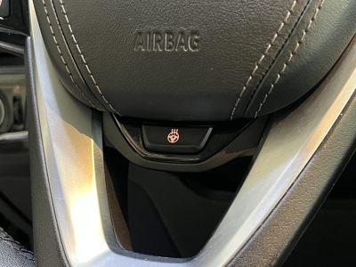 BMW 530 i*LuxuryLine*LaserLED*R-Cam*Leder*LiveCockp*