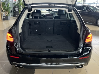 BMW 530 i*LuxuryLine*LaserLED*R-Cam*Leder*LiveCockp*