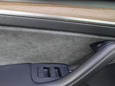 Tesla Model Y Pano*R Cam HD*Leder*4x SHZ*ACC*Autopilot