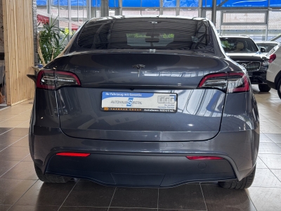 Tesla Model Y Pano*R Cam HD*Leder*4x SHZ*ACC*Autopilot