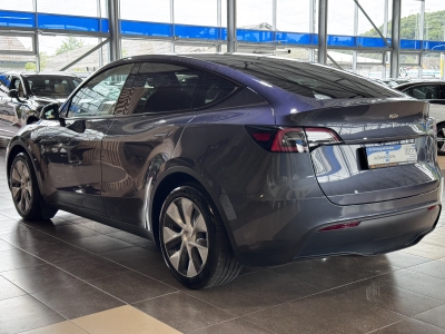 Tesla Model Y Pano*R Cam HD*Leder*4x SHZ*ACC*Autopilot