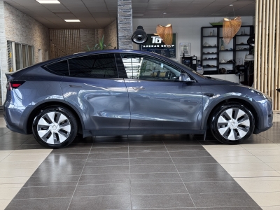 Tesla Model Y Pano*R Cam HD*Leder*4x SHZ*ACC*Autopilot