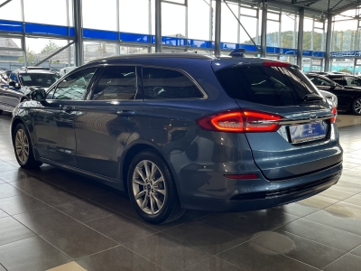 Ford Mondeo Titanium AHK Leder Ambientelicht Navi LED