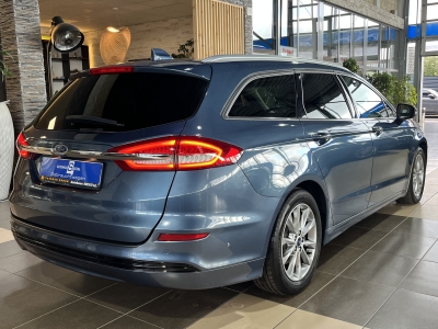 Ford Mondeo Titanium AHK Leder Ambientelicht Navi LED