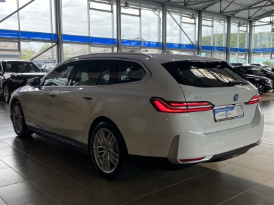 BMW i5 40 eDrive Harman/Kardon CurvedDisplay LED