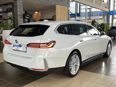 BMW i5 40 eDrive Harman/Kardon CurvedDisplay LED