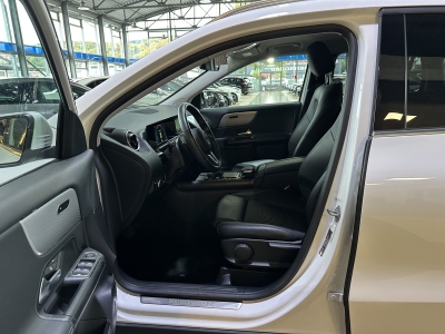 Mercedes-Benz GLA 220 d 4Matic Burmester LED DAB dig.Cockpit