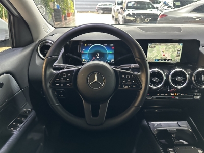 Mercedes-Benz GLA 220 d 4Matic Burmester LED DAB dig.Cockpit