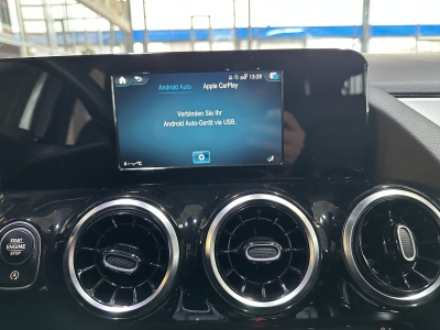 Mercedes-Benz GLA 220 d 4Matic Burmester LED DAB dig.Cockpit