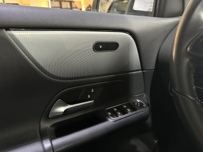 Mercedes-Benz GLA 220 d 4Matic Burmester LED DAB dig.Cockpit