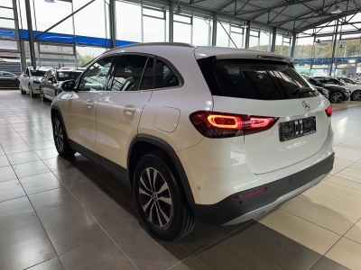 Mercedes-Benz GLA 220 d 4Matic Burmester LED DAB dig.Cockpit