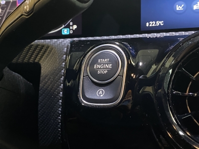 Mercedes-Benz A 180 dig.Cockpit Navi R.Cam PDC Klimaauto. DAB