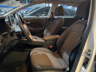 Hyundai KONA Select dig.Cockpit R.Cam ACC SHZ SOH:100%