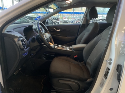 Hyundai KONA Select dig.Cockpit ACC R.Cam Spurassist.