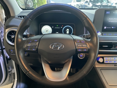 Hyundai KONA Select dig.Cockpit ACC R.Cam Spurassist.
