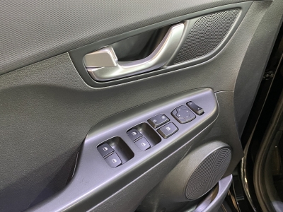 Hyundai KONA Select dig.Cockpit ACC SHZ R.Cam SOH:100%
