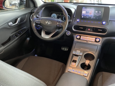 Hyundai KONA Select dig.Cockpit ACC SHZ R.Cam SOH:100%
