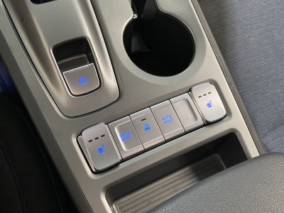 Hyundai KONA Select dig.Cockpit ACC SHZ R.Cam SOH:100%