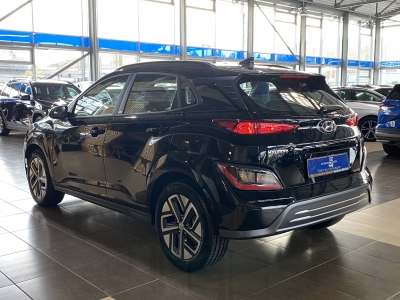 Hyundai KONA Select dig.Cockpit ACC SHZ R.Cam SOH:100%