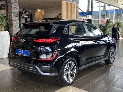 Hyundai KONA Select dig.Cockpit ACC SHZ R.Cam SOH:100%