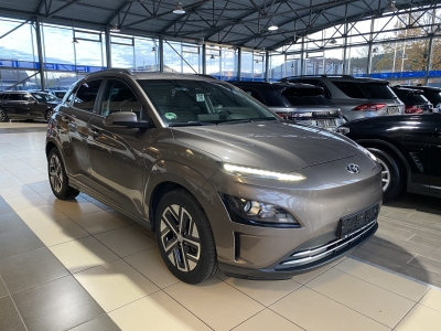 Hyundai KONA Edition 30+ dig.Cockpit ACC Wärmepumpe PDC
