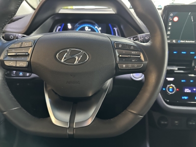 Hyundai IONIQ Style ACC Navi LED Wärmepumpe R.Cam PDC