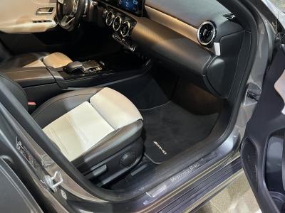 Mercedes-Benz A 250 e AMG-Line AHK LED Navi Leder DAB Tempomat