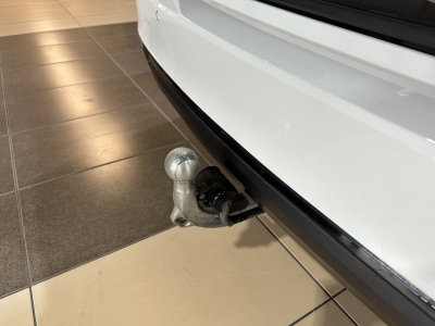 BMW 530 e*Navi*Leder*AHK*LED*PDC*SHZ*DAB*Luftfedern 