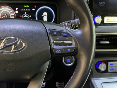 Hyundai KONA dig.Cockpit*R.Cam*Spurassist.*LED*SOH:100%*