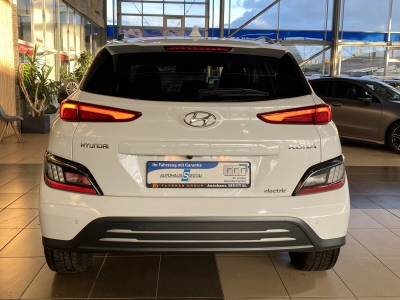 Hyundai KONA dig.Cockpit*R.Cam*Spurassist.*LED*SOH:100%*