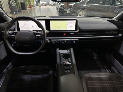 Hyundai IONIQ 6 First Edition 4WD Schiebedach HUD LED