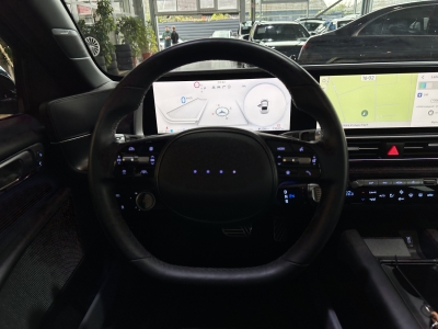 Hyundai IONIQ 6 First Edition 4WD Schiebedach HUD LED