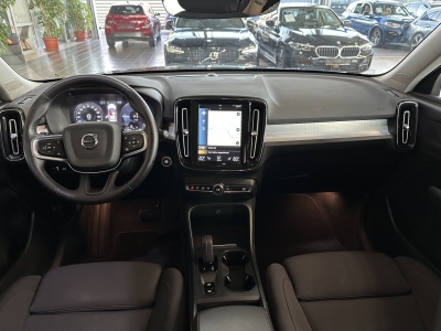 Volvo XC40 T5 Hybrid Inscription 360°Cam LED Navi DAB+