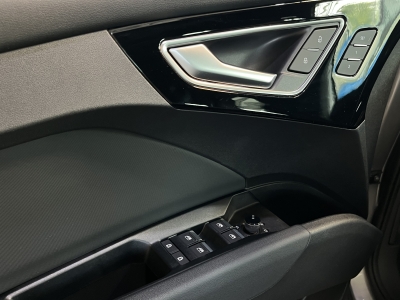 Audi Q4 e-tron S-line Sportback Sonos-Sound MMI-Navi