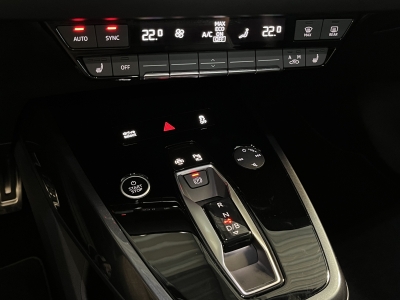 Audi Q4 e-tron S-line Sportback Sonos-Sound MMI-Navi