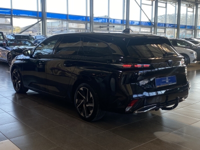 Peugeot 308 Allure Pack AHK LED 360°Cam Navi PDC DAB+