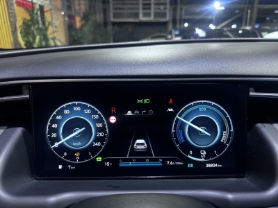 Hyundai TUCSON Advantage Hybrid AHK KRELL NSCC R.Cam LED