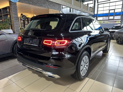 Mercedes-Benz GLC 300 e 4Matic Business LED Distr.+ Navi PDC