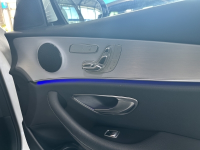 Mercedes-Benz E 220 d*Avantgarde*LED*Navi*dig.Cockpit*SHZ*PDC 