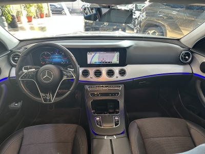 Mercedes-Benz E 220 d*Avantgarde*LED*Navi*dig.Cockpit*SHZ*PDC 
