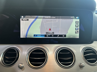 Mercedes-Benz E 220 d*Avantgarde*LED*Navi*dig.Cockpit*SHZ*PDC 