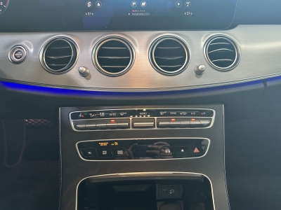 Mercedes-Benz E 220 d*Avantgarde*LED*Navi*dig.Cockpit*SHZ*PDC 