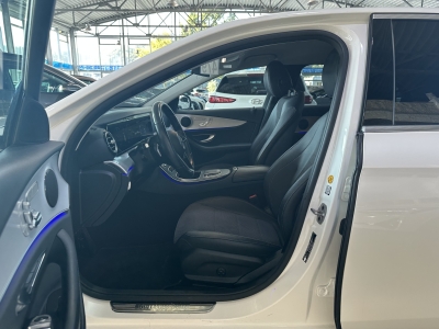 Mercedes-Benz E 220 d*Avantgarde*LED*Navi*dig.Cockpit*SHZ*PDC 