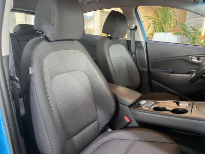 Hyundai KONA Select dig.Cockpit ACC R.Cam PDC SHZ DAB+