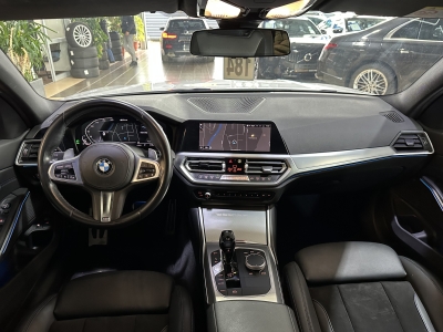 BMW 330 e M Sport Performance LED Ambiente-Licht PDC