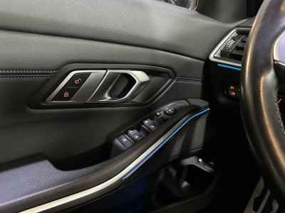 BMW 330 e M Sport Performance LED Ambiente-Licht PDC