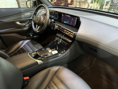 Mercedes-Benz EQC 400 4Matic Leder Navi LED R.Cam SHZ DAB 
