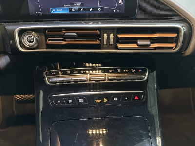 Mercedes-Benz EQC 400 4Matic Leder Navi LED R.Cam SHZ DAB 