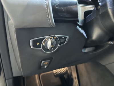 Mercedes-Benz EQC 400 4Matic Leder Navi LED R.Cam SHZ DAB 